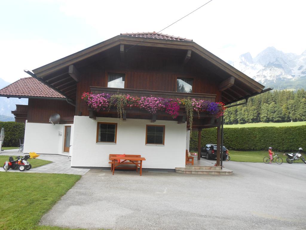 Haus Rieder Apartment Pfarrwerfen Exterior photo
