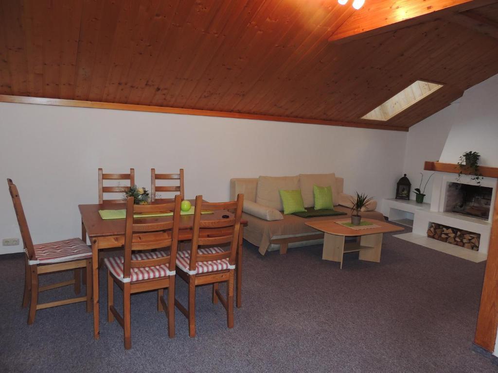 Haus Rieder Apartment Pfarrwerfen Room photo